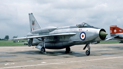 Photo ID 31553 by Joop de Groot. UK Air Force English Electric Lightning F6, XP693