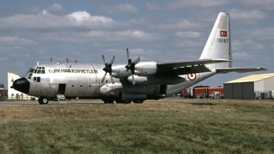 Photo ID 31797 by Tom Gibbons. T rkiye Air Force Lockheed C 130E Hercules L 382, 63 13187