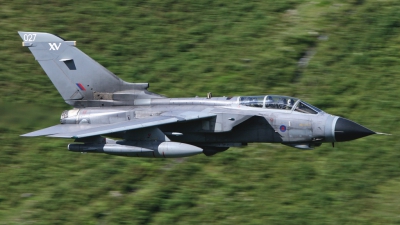 Photo ID 31845 by Paul Cameron. UK Air Force Panavia Tornado GR4, ZA462