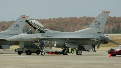 Photo ID 3865 by Michael Baldock. USA Air Force General Dynamics F 16C Fighting Falcon, 90 0806