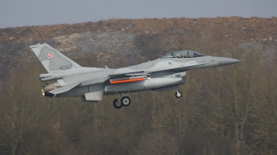Photo ID 32992 by Jörg Pfeifer. Poland Air Force General Dynamics F 16C Fighting Falcon, 4047