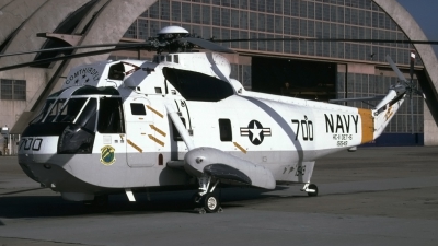 Photo ID 33122 by Tom Gibbons. USA Navy Sikorsky UH 3H Sea King, 151549