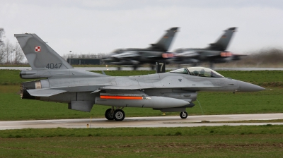Photo ID 33120 by Roel Reijne. Poland Air Force General Dynamics F 16C Fighting Falcon, 4047