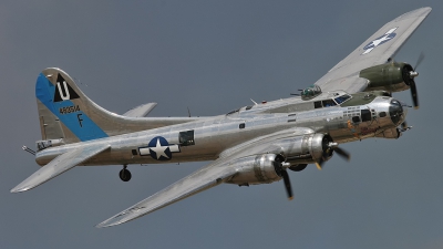 Photo ID 35144 by Johannes Berger. Private Commemorative Air Force Boeing B 17G Flying Fortress 299P, N9323Z