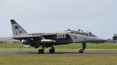 Photo ID 35165 by Barry Swann. UK Air Force Sepecat Jaguar T2, XX842