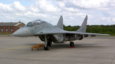 Photo ID 35573 by Thomas Land. Hungary Air Force Mikoyan Gurevich MiG 29UB 9 51, 27