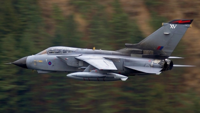 Photo ID 36596 by Chris Lofting. UK Air Force Panavia Tornado GR4 T, ZA562