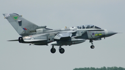 Photo ID 36938 by Arie van Groen. UK Air Force Panavia Tornado GR4, ZD747