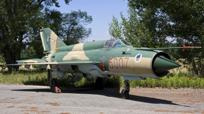Photo ID 37539 by Chris Lofting. Hungary Air Force Mikoyan Gurevich MiG 21bis SAU, 6007