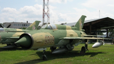 Photo ID 38741 by Péter Szentirmai. Hungary Air Force Mikoyan Gurevich MiG 21MF, 9309