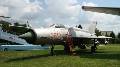Photo ID 39077 by Péter Szentirmai. Hungary Air Force Mikoyan Gurevich MiG 21MF, 9512