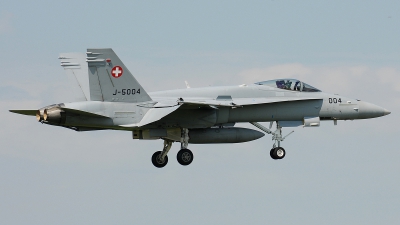 Photo ID 38549 by Klemens Hoevel. Switzerland Air Force McDonnell Douglas F A 18C Hornet, J 5004