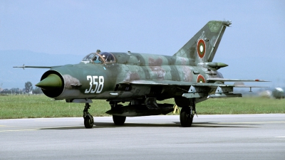 Photo ID 38949 by Joop de Groot. Bulgaria Air Force Mikoyan Gurevich MiG 21bis SAU, 358