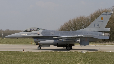 Photo ID 39294 by Bert van Wijk. Belgium Air Force General Dynamics F 16AM Fighting Falcon, FA 126