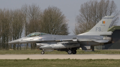 Photo ID 39295 by Bert van Wijk. Belgium Air Force General Dynamics F 16AM Fighting Falcon, FA 92