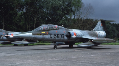 Photo ID 39408 by Lieuwe Hofstra. Netherlands Air Force Lockheed TF 104G Starfighter, D 5803