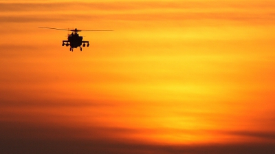 Photo ID 39784 by Jimmy van Drunen. Netherlands Air Force Boeing AH 64DN Apache Longbow, Q 18