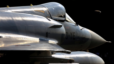 Photo ID 40426 by Robert Hoeting. France Air Force Dassault Mirage 2000C, 122