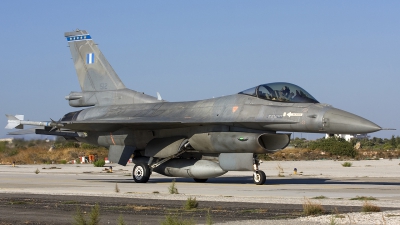Photo ID 40916 by Chris Lofting. Greece Air Force General Dynamics F 16C Fighting Falcon, 512
