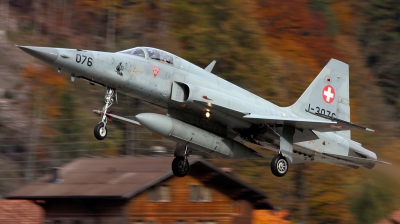 Photo ID 42025 by Jan Suchanek. Switzerland Air Force Northrop F 5E Tiger II, J 3076