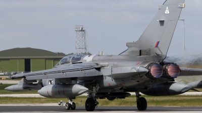 Photo ID 521 by Andy Walker. UK Air Force Panavia Tornado GR4A, ZG711