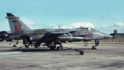 Photo ID 43228 by Tom Gibbons. UK Air Force Sepecat Jaguar GR1A, XZ385