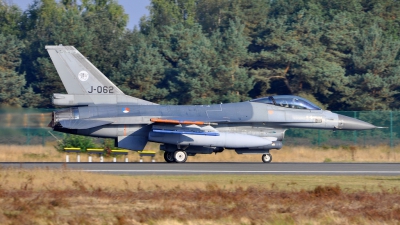 Photo ID 43806 by Radim Spalek. Netherlands Air Force General Dynamics F 16AM Fighting Falcon, J 062