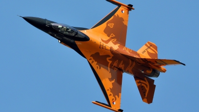 Photo ID 43809 by Radim Spalek. Netherlands Air Force General Dynamics F 16AM Fighting Falcon, J 015