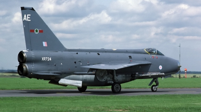 Photo ID 44500 by Lieuwe Hofstra. UK Air Force English Electric Lightning F6, XR724