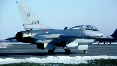 Photo ID 44646 by Joop de Groot. Netherlands Air Force General Dynamics F 16B Fighting Falcon, J 271