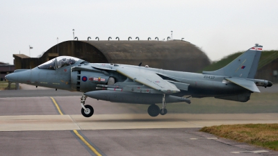 Photo ID 46410 by PAUL CALLAGHAN. UK Air Force British Aerospace Harrier GR 9, ZD437