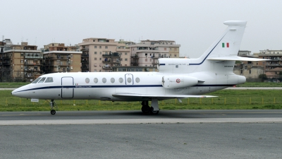 Photo ID 46760 by Joop de Groot. Italy Air Force Dassault Falcon 50, MM62029