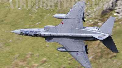 Photo ID 5816 by Chris Lofting. UK Air Force Sepecat Jaguar T4, XX840