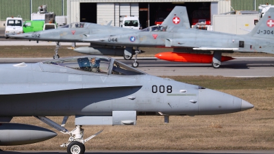 Photo ID 47126 by Isch Eduard. Switzerland Air Force McDonnell Douglas F A 18C Hornet, J 5008