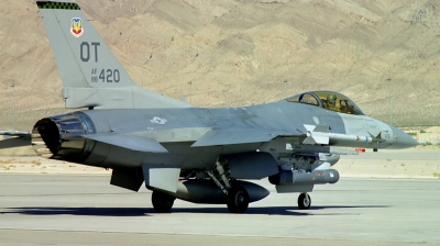 Photo ID 47288 by Arie van Groen. USA Air Force General Dynamics F 16C Fighting Falcon, 88 0420