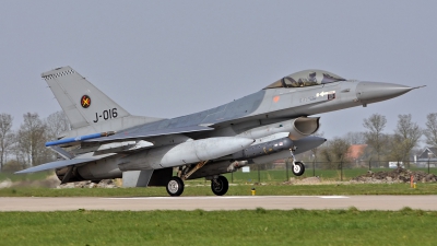 Photo ID 47753 by Eric Tammer. Netherlands Air Force General Dynamics F 16AM Fighting Falcon, J 016