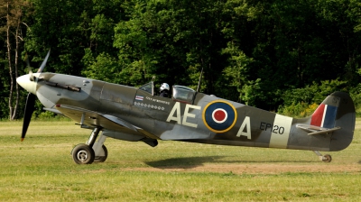 Photo ID 50399 by FEUILLIN Alexis. Private Private Supermarine 331 Spitfire LF Vb, G LFVB