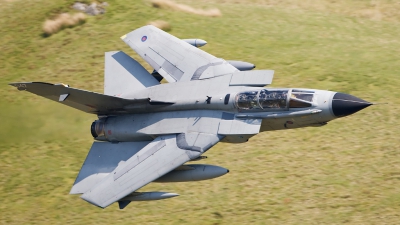 Photo ID 50464 by Neil Bates. UK Air Force Panavia Tornado GR4, ZA556