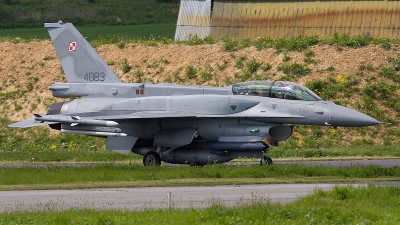 Photo ID 50948 by Rainer Mueller. Poland Air Force General Dynamics F 16D Fighting Falcon, 4083