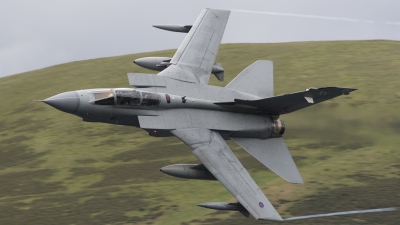 Photo ID 50968 by Tom Gibbons. UK Air Force Panavia Tornado GR4 T, ZG754
