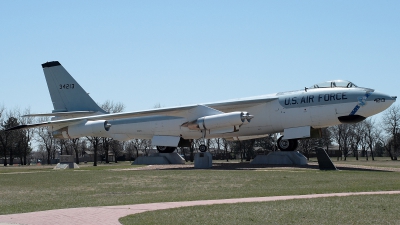 Photo ID 51098 by Jaysen F. Snow - Sterling Aerospace Photography. USA Air Force Boeing B 47E Stratojet, 53 4213