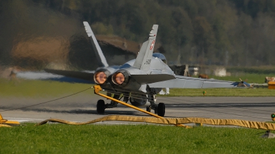 Photo ID 51488 by Martin Thoeni - Powerplanes. Switzerland Air Force McDonnell Douglas F A 18C Hornet, J 5009