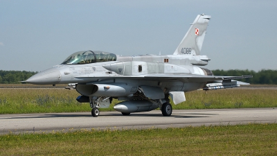 Photo ID 51433 by Jörg Pfeifer. Poland Air Force General Dynamics F 16D Fighting Falcon, 4086