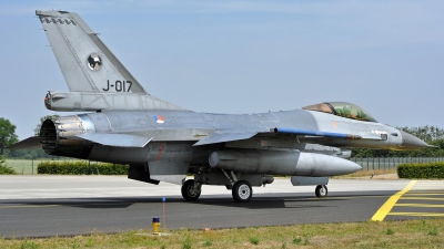Photo ID 51726 by Eric Tammer. Netherlands Air Force General Dynamics F 16AM Fighting Falcon, J 017