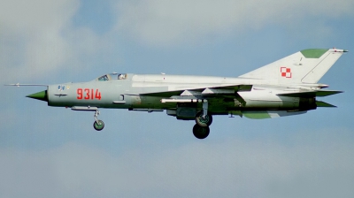 Photo ID 52767 by Arie van Groen. Poland Air Force Mikoyan Gurevich MiG 21bis, 9314