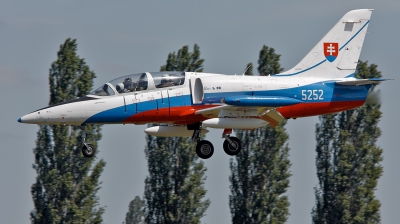 Photo ID 52909 by Jan Suchanek. Slovakia Air Force Aero L 39CM Albatros, 5252