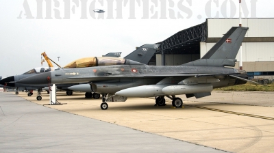 Photo ID 6653 by Roberto Bianchi. Denmark Air Force General Dynamics F 16BM Fighting Falcon, ET 199