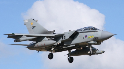 Photo ID 53906 by Mike Griffiths. UK Air Force Panavia Tornado GR4, ZA542