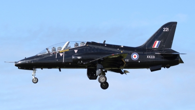 Photo ID 55731 by Mike Griffiths. UK Air Force British Aerospace Hawk T 1A, XX221