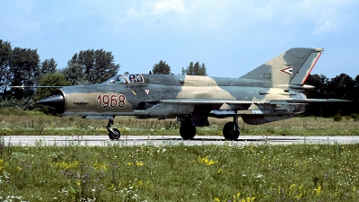 Photo ID 56445 by Carl Brent. Hungary Air Force Mikoyan Gurevich MiG 21bis SAU, 1968
